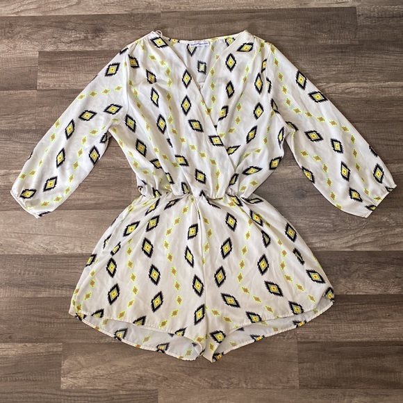 Dainty Hooligan romper size L - Picture 6 of 10